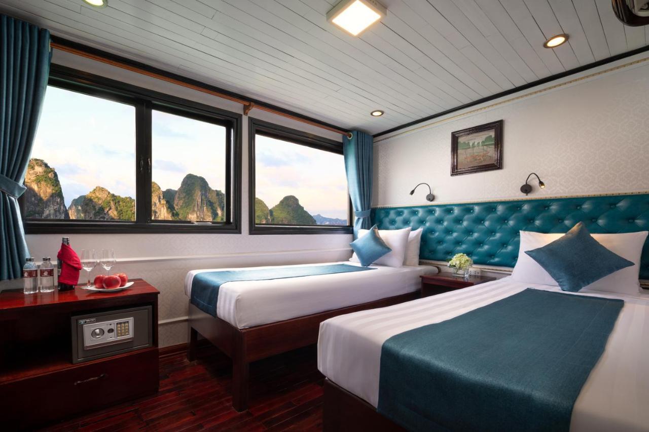 Charm Boutique Cruise Hotel ฮาลอง ภายนอก รูปภาพ