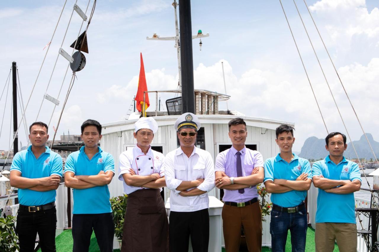 Charm Boutique Cruise Hotel ฮาลอง ภายนอก รูปภาพ