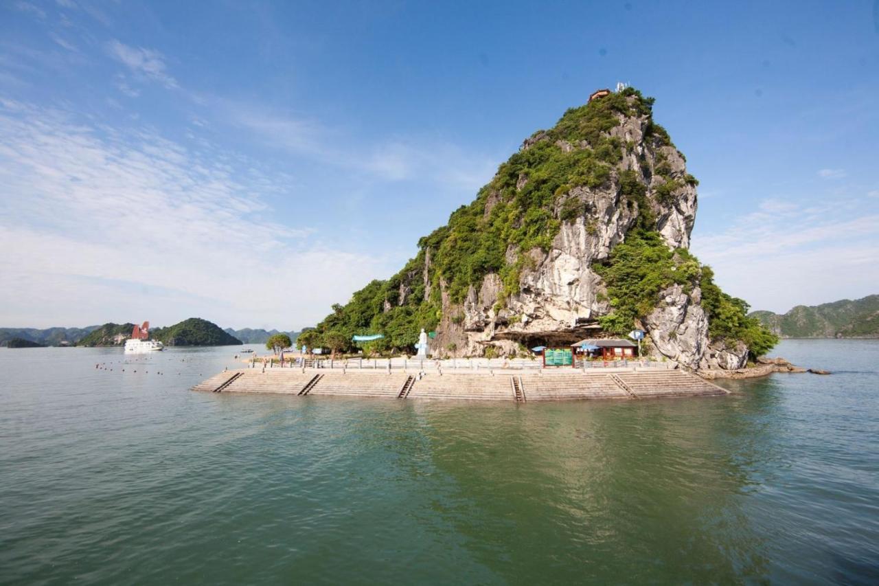 Charm Boutique Cruise Hotel ฮาลอง ภายนอก รูปภาพ