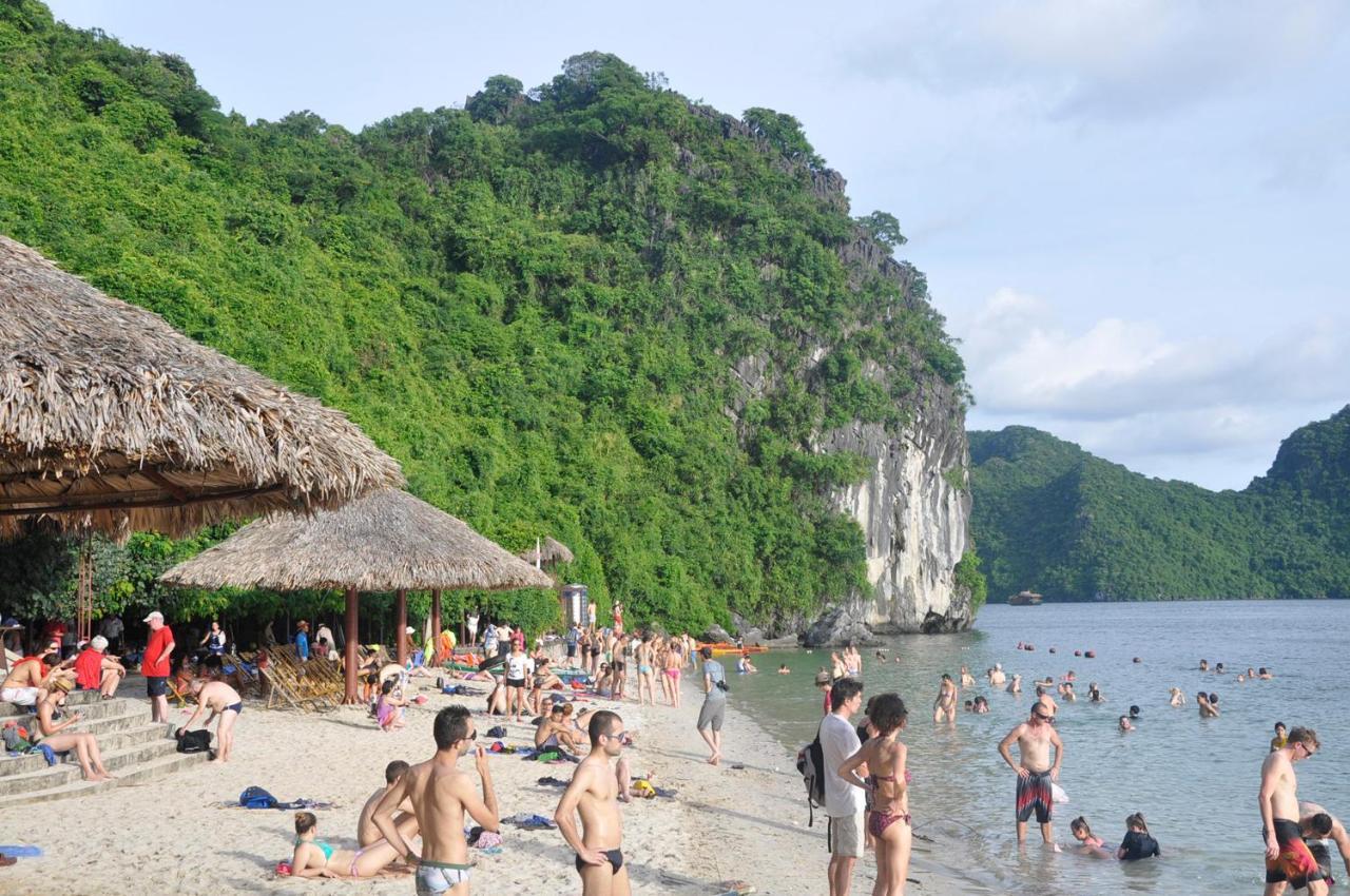 Charm Boutique Cruise Hotel ฮาลอง ภายนอก รูปภาพ